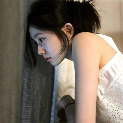 早餐时女歌迷快闪
